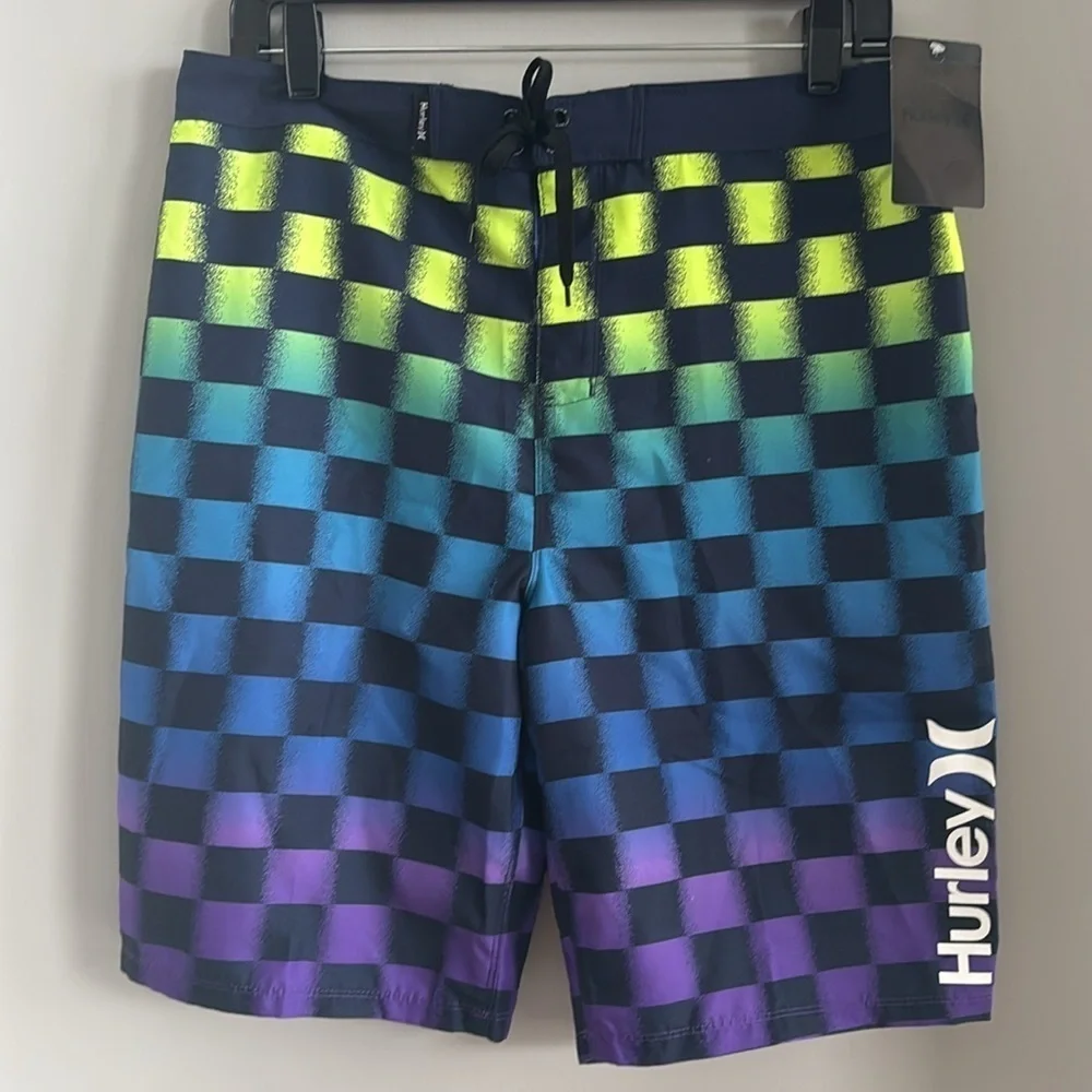 NWT Hurley boys Checkered Boardshorts big kid, size 20